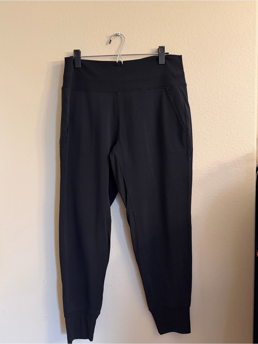 Athleta Black Venice High Rise Joggers - Size Large